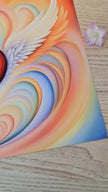 Video van een handgemaakt kunstwerk van een hart met engelenvleugels in zachte pastelkleuren. Het hart lijkt vloeiend en dynamisch te bewegen, gevuld met liefdevolle energie en licht. De camera glijdt langzaam over het beeld, waardoor de harmonieuze kleuren, de stralende energie en de uitnodiging tot onvoorwaardelijke liefde, verbinding en zachtheid volledig zichtbaar worden.